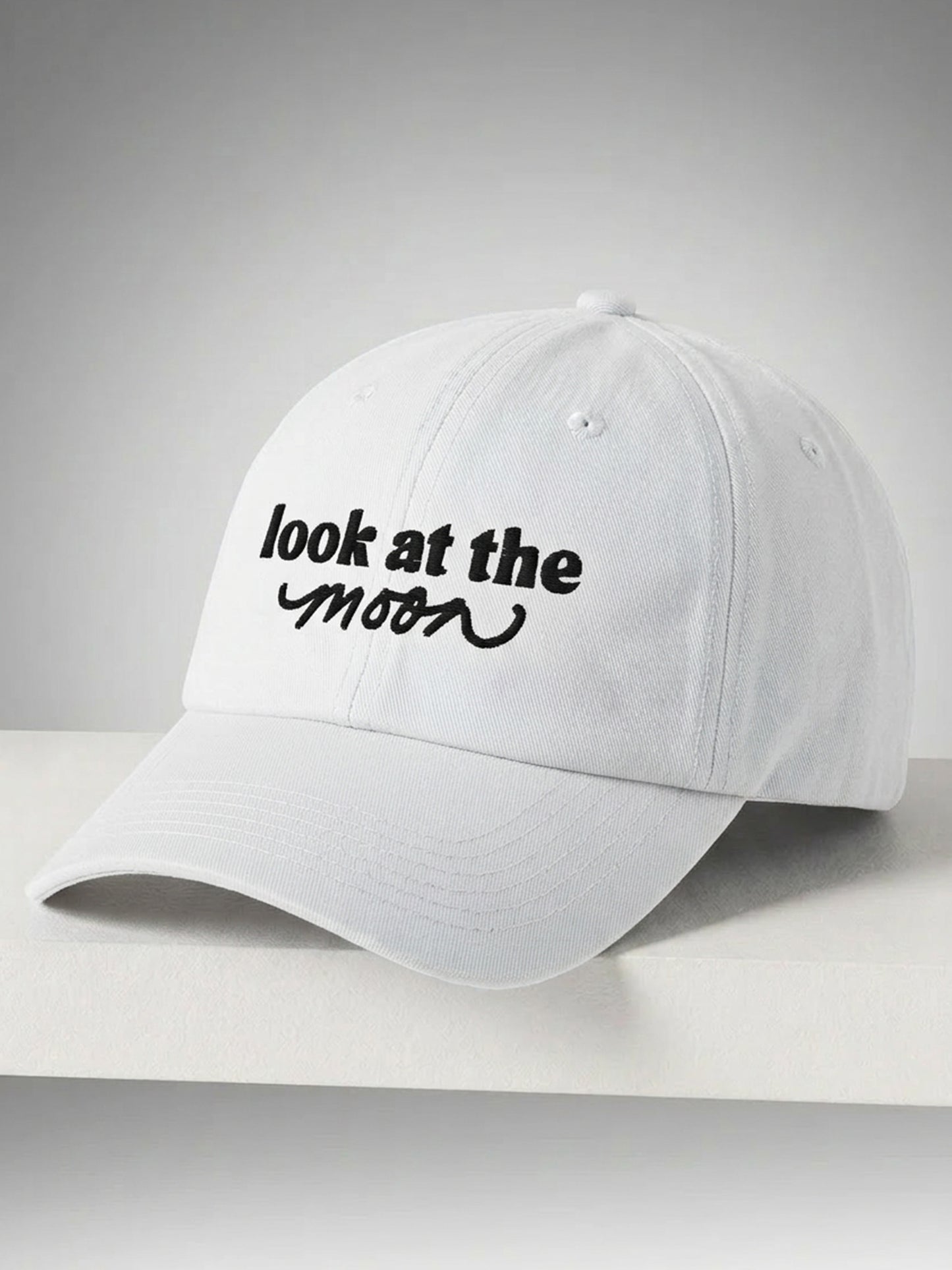 The Look at the Moon Hat (Full Moon White)